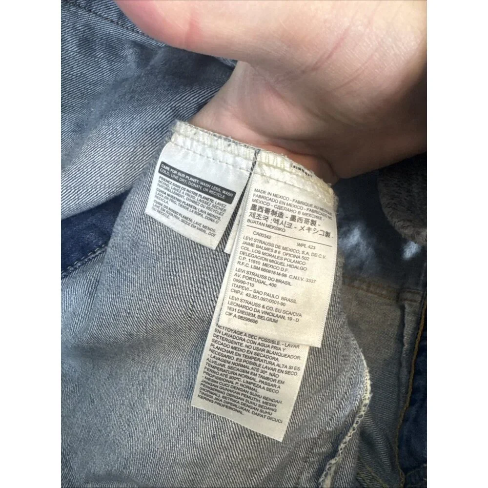 Levi’s Trucker Denim Jacket XL Distressed‎ Faded Classic Style Modified